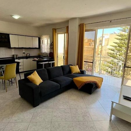 Sea View And Valley View Flat In Marsalforn Apartamento Exterior foto